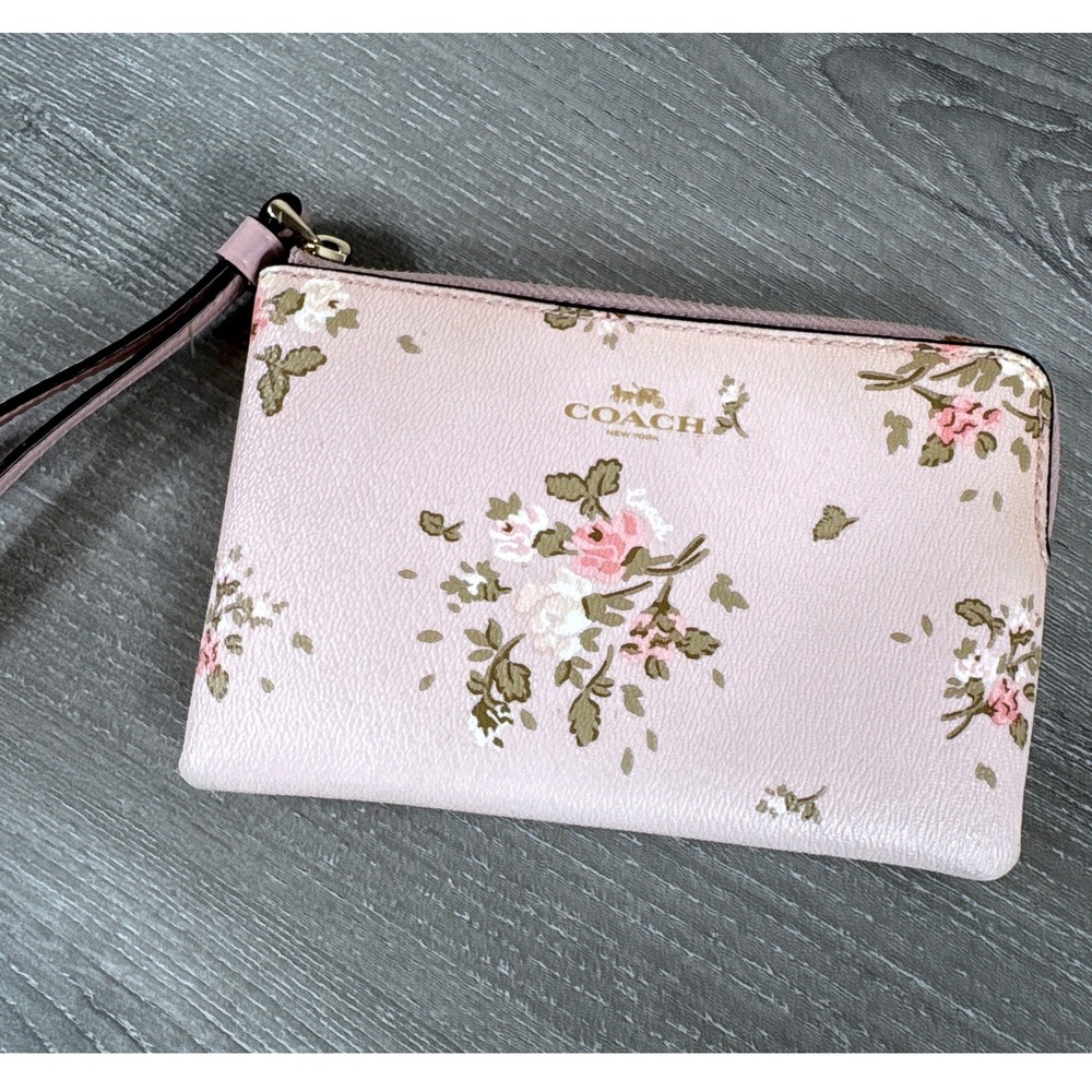Coach Large Wristlet Blush Pink Floral Crossgrain Leather Gold Hardware